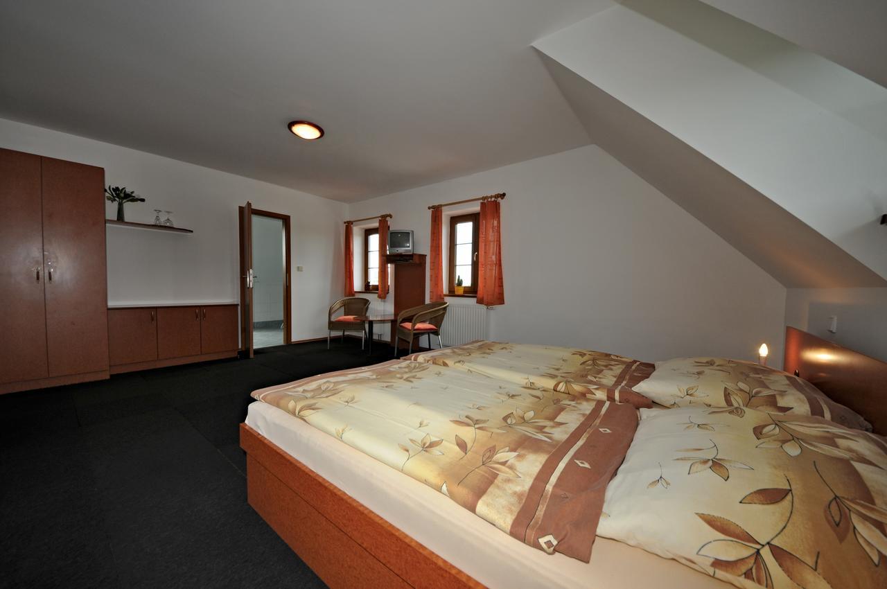 Penzion Praktik Krumlov Přísečná المظهر الخارجي الصورة